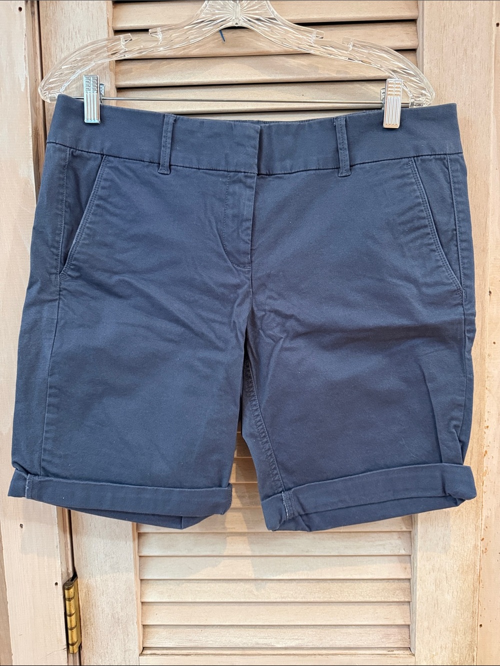 LOFT Navy Roll-Cuff Chino Skinny Bermuda Shorts 10P